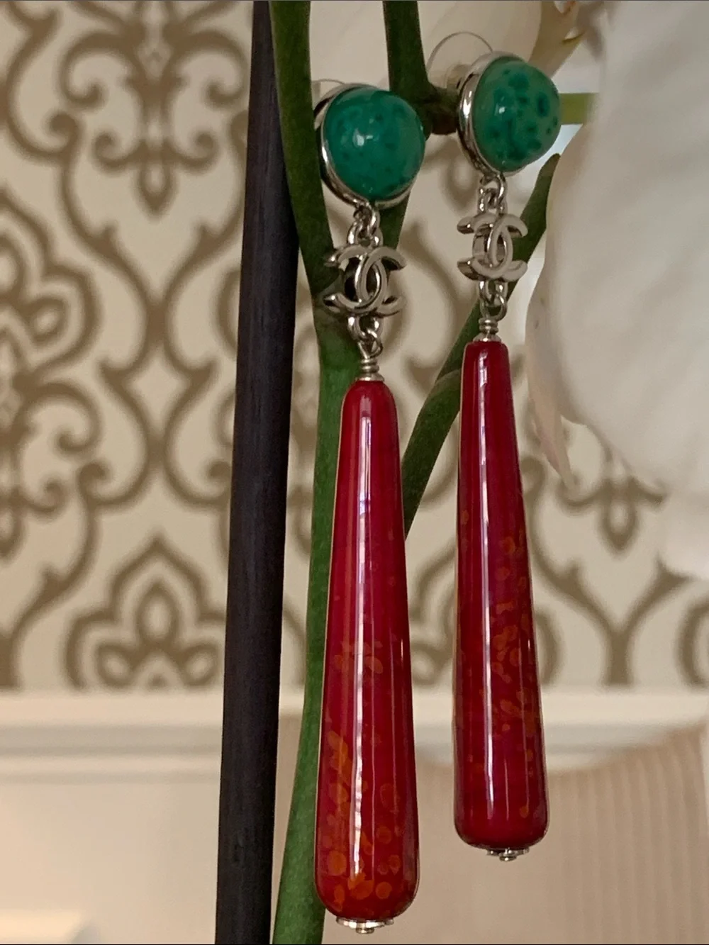 Brand new, limited edition, absolutely stunning  authentic Chanel earrings, must
